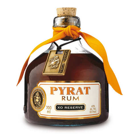 *Pyrat Rhum Reserve 
Holzkiste Xo